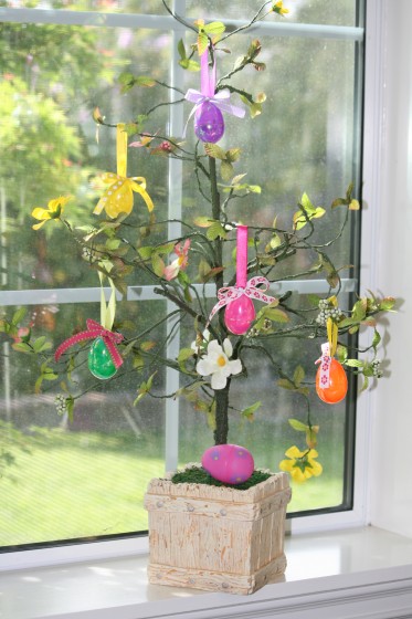 Easter Egg Ornament Tree