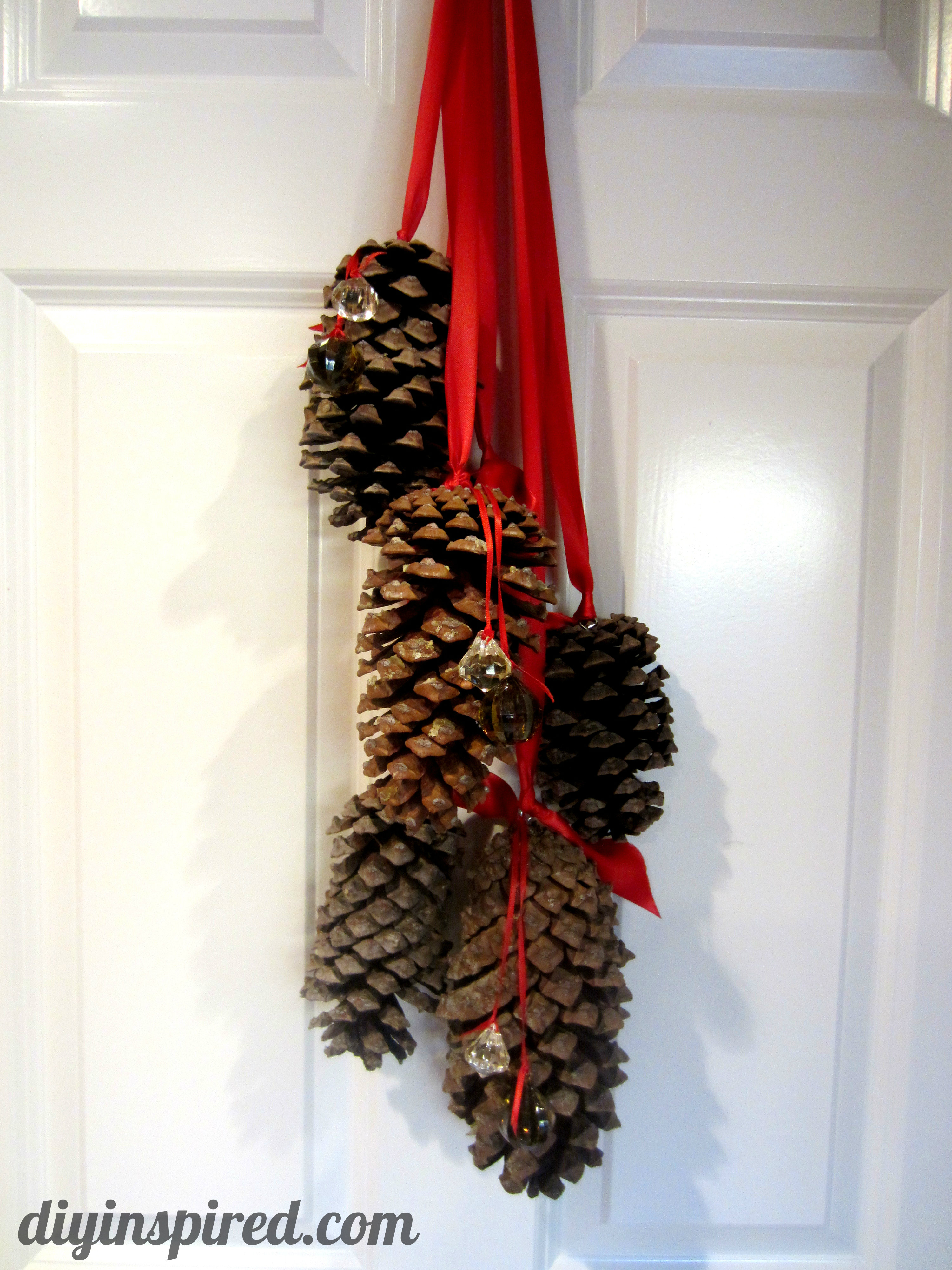 Creative Pinecone Fall Decorations Youll Love  Pine cone decorations, Pine  cone crafts, Cones crafts