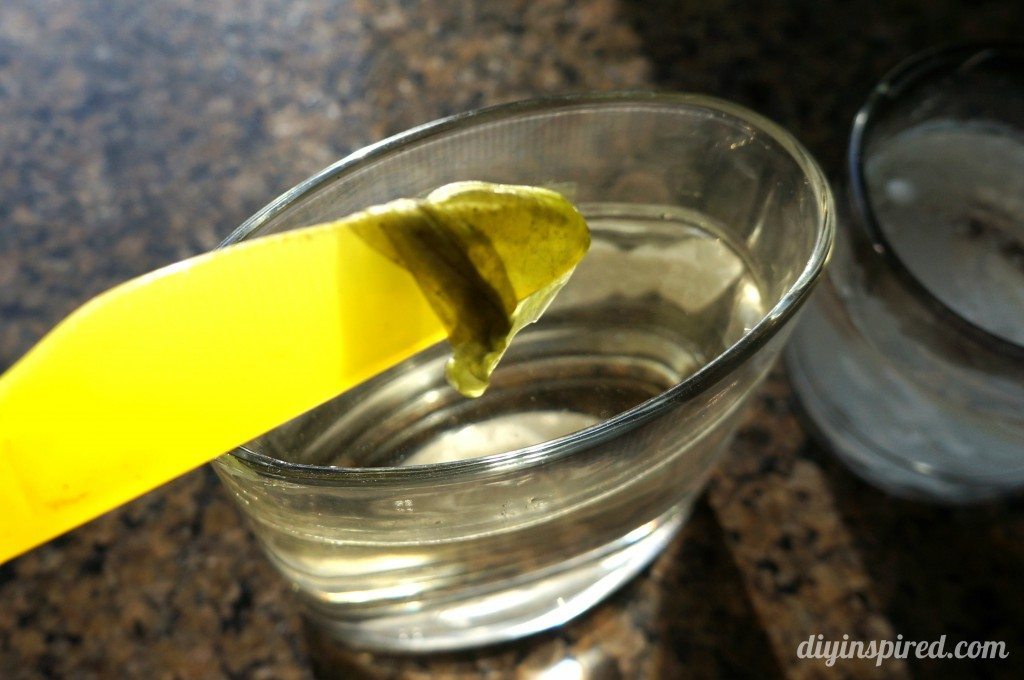 how-to-remove-candle-wax-from-glass (4)
