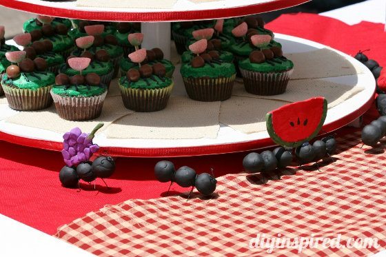 picnic-themed-retirement-party (8) (560x373)
