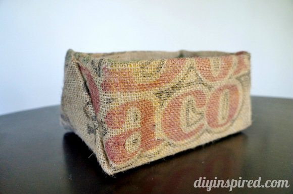 recycled-burlap-gift-wrapping (2)