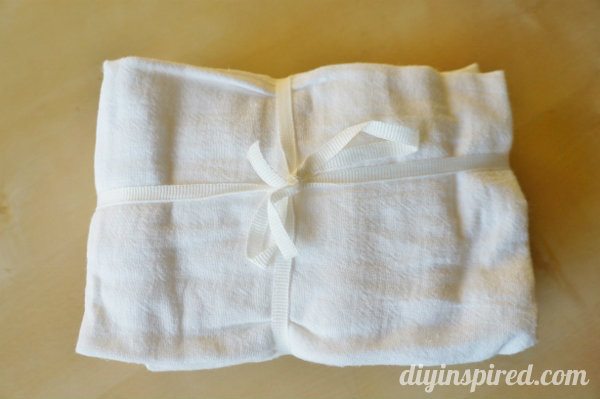 white-kitchen-towels