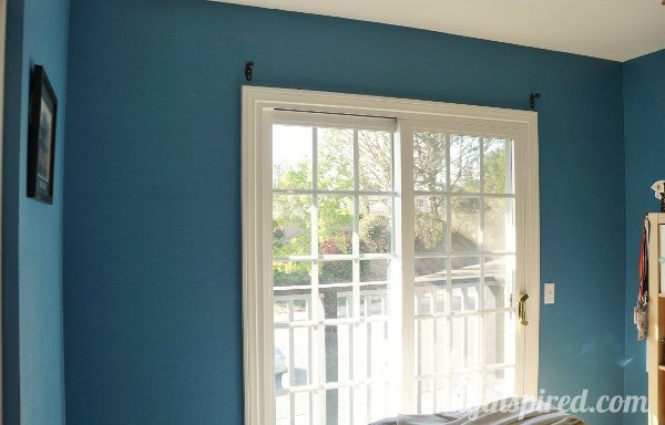 Tips for painting a wall dark to light