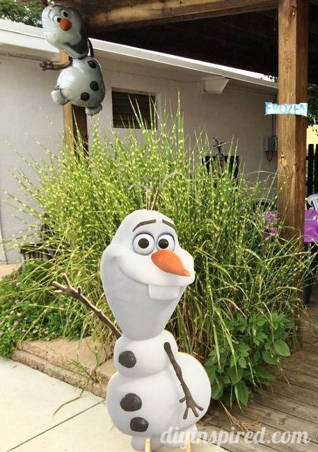 Frozen Birthday Party Olaf (5)