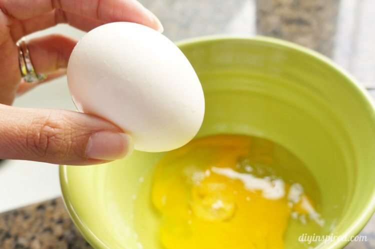 How to Hollow Out an Egg (3)