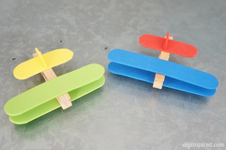 Airplane Clothespin Kids Craft - DIY Inspired