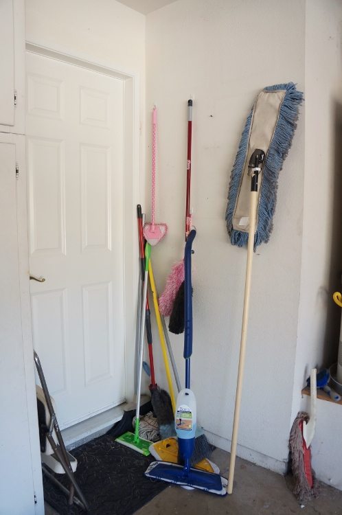 Easy Ways to Declutter and Improve Your Garage (5)
