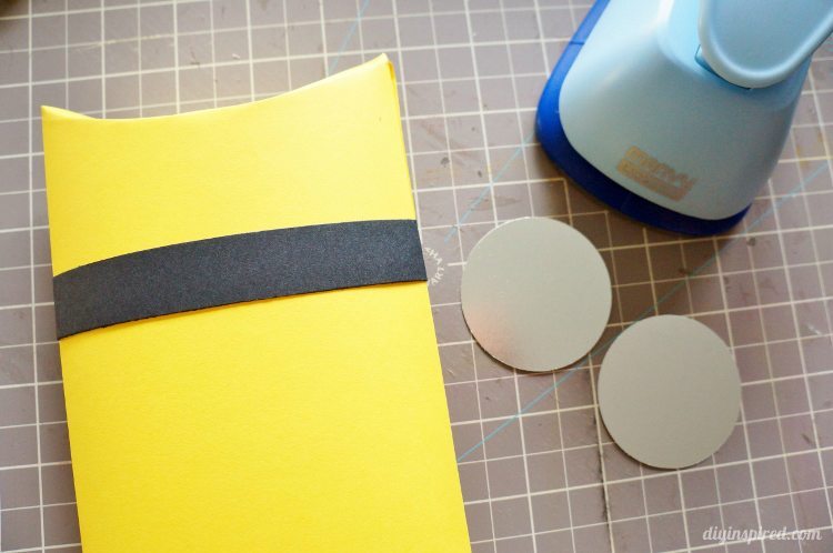 DIY Minion Party Favor How To
