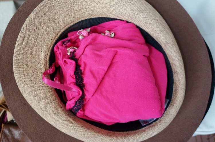 Packing Hacks for Hats (2)