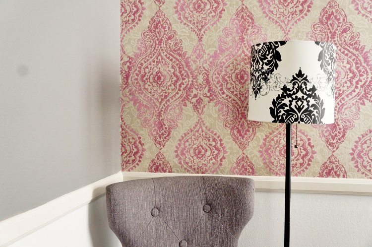 How to Apply Patterned Wallpaper
