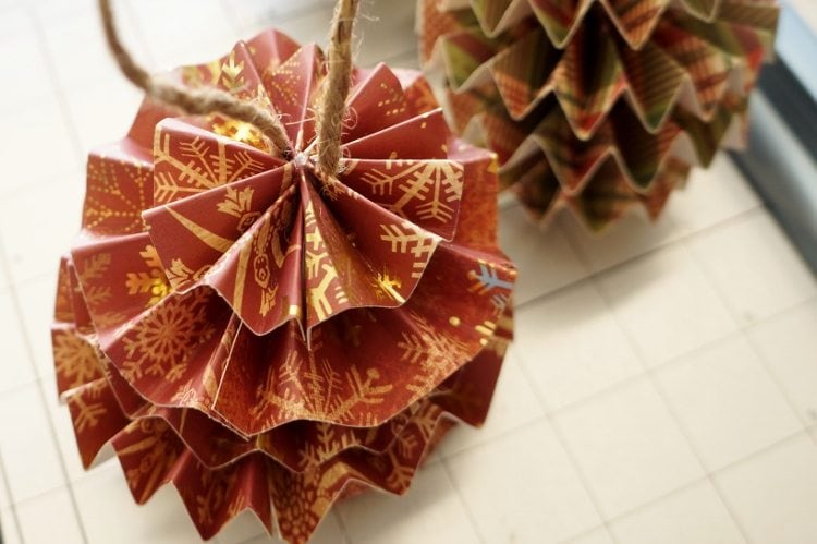 DIY Paper Christmas Ornaments Twine