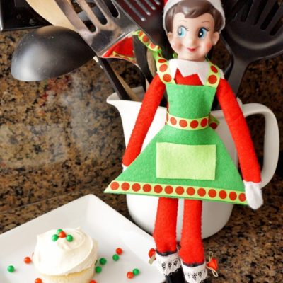 Elf on the Shelf DIY Cooking Apron