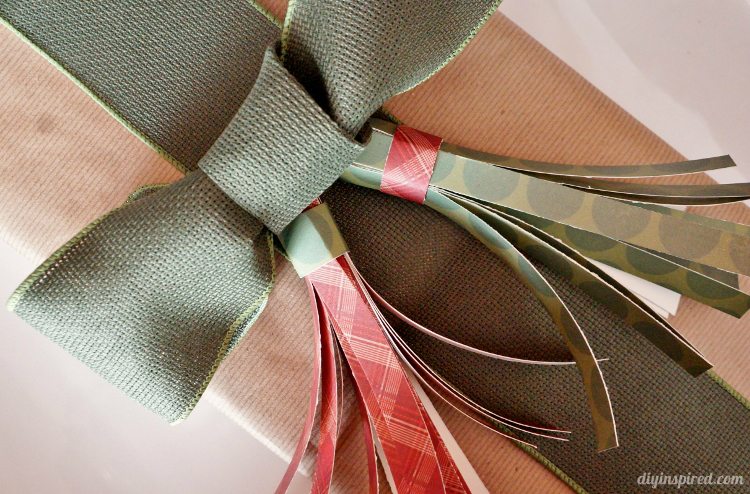How to Make Paper Tassels