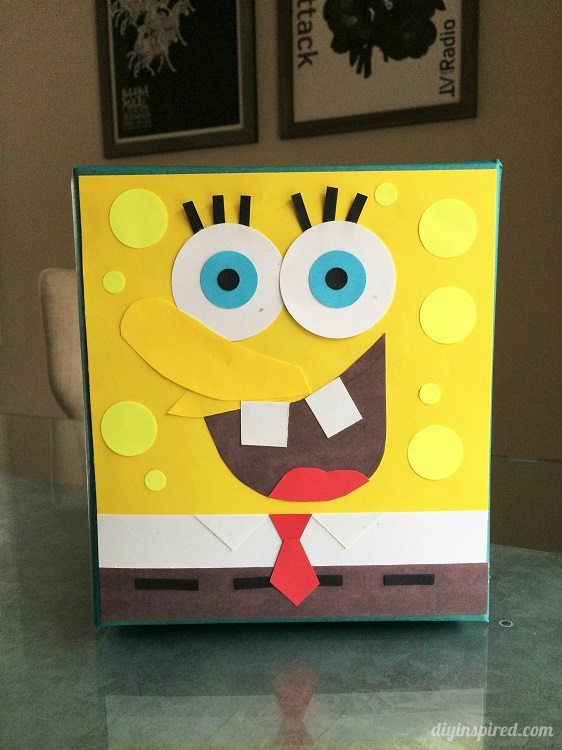 Spongebob Gift Wrapping with Scrap Paper