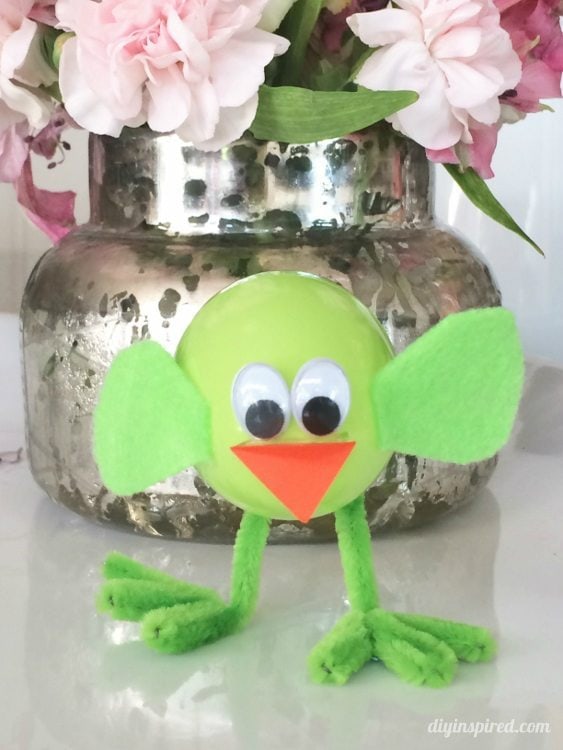Plastic Easter Egg Chicks - 15 Minute Craft - DIY Inspired
