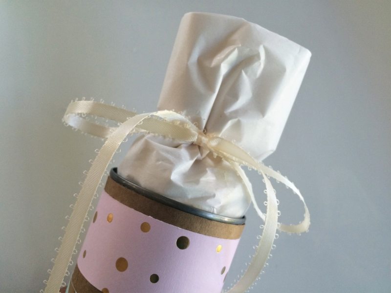 Recycled Can Gift Wrapping (4)