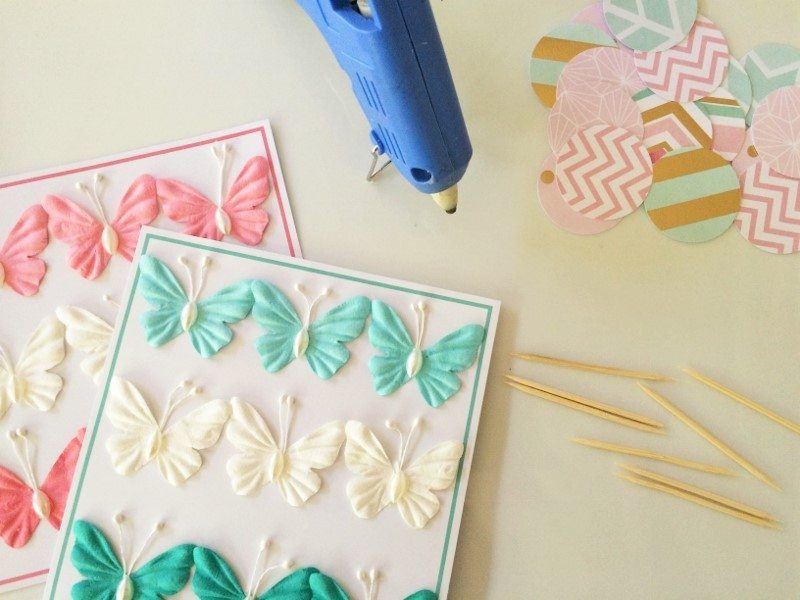 Easy Butterfly Cupcake Toppers