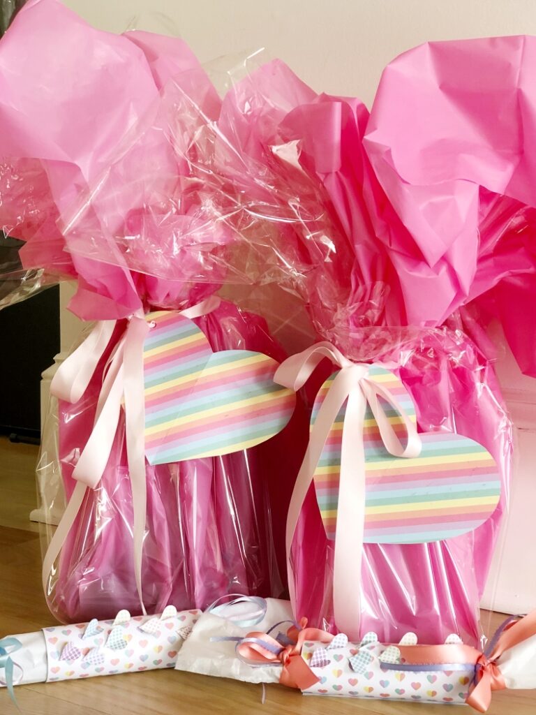 12 Clever Gift Wrapping Ideas DIY Inspired