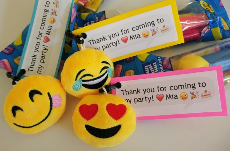 Emoji Party Favors with FREE Printable