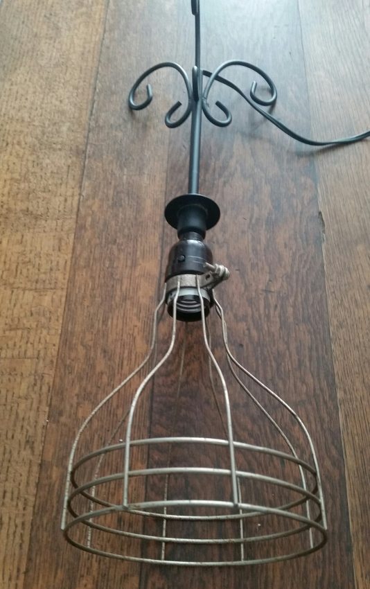 Repurposed Wire Lamp (2)