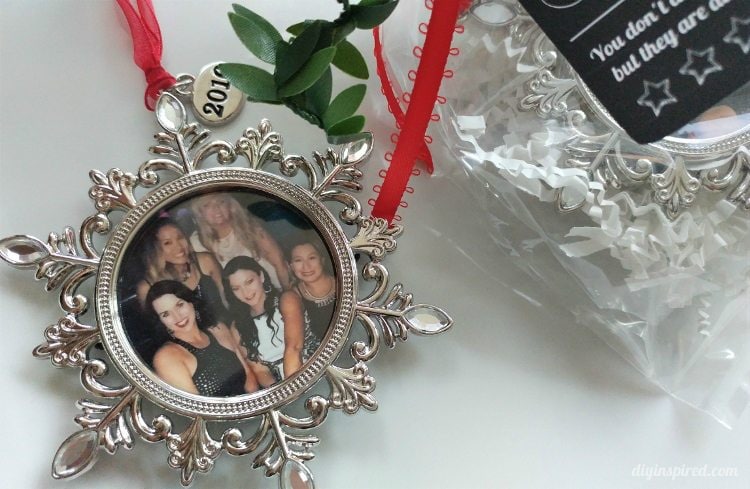 best-friends-christmas-gift-idea-photo-ornament