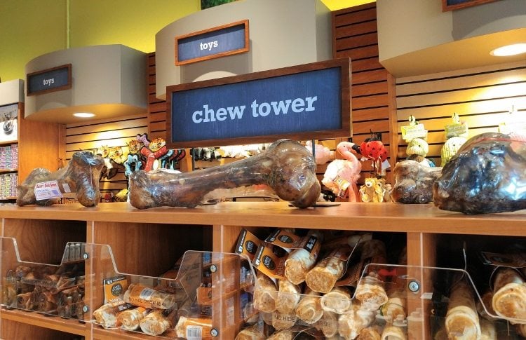 holiday-pet-essentials-with-krisers-chew-tower
