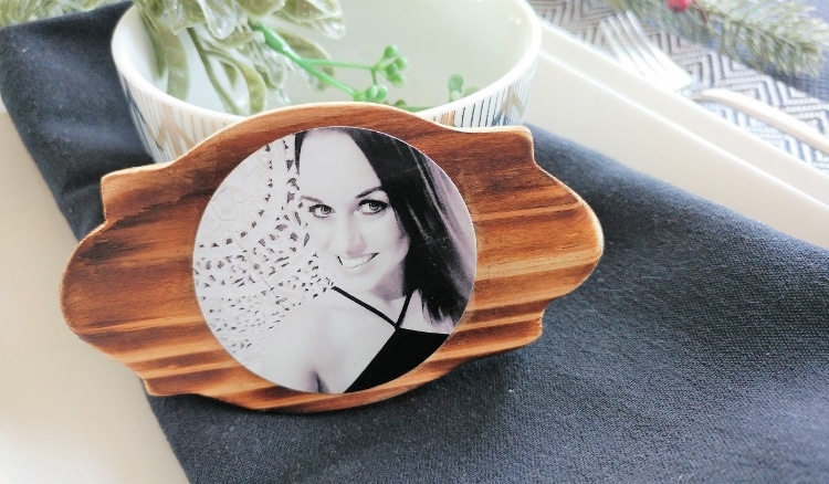 Wood Burned Table Place Cards - Photo Craft