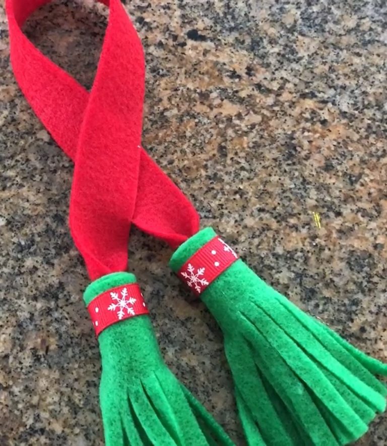 Cheap Elf on the Shelf Crafts with Tutorials