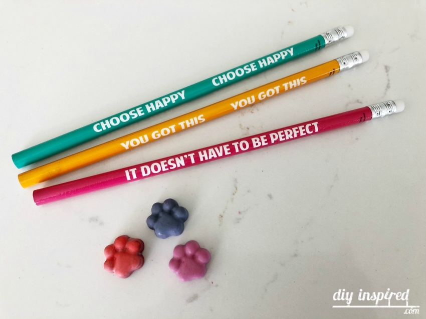 DIY Animal Paw Crayons